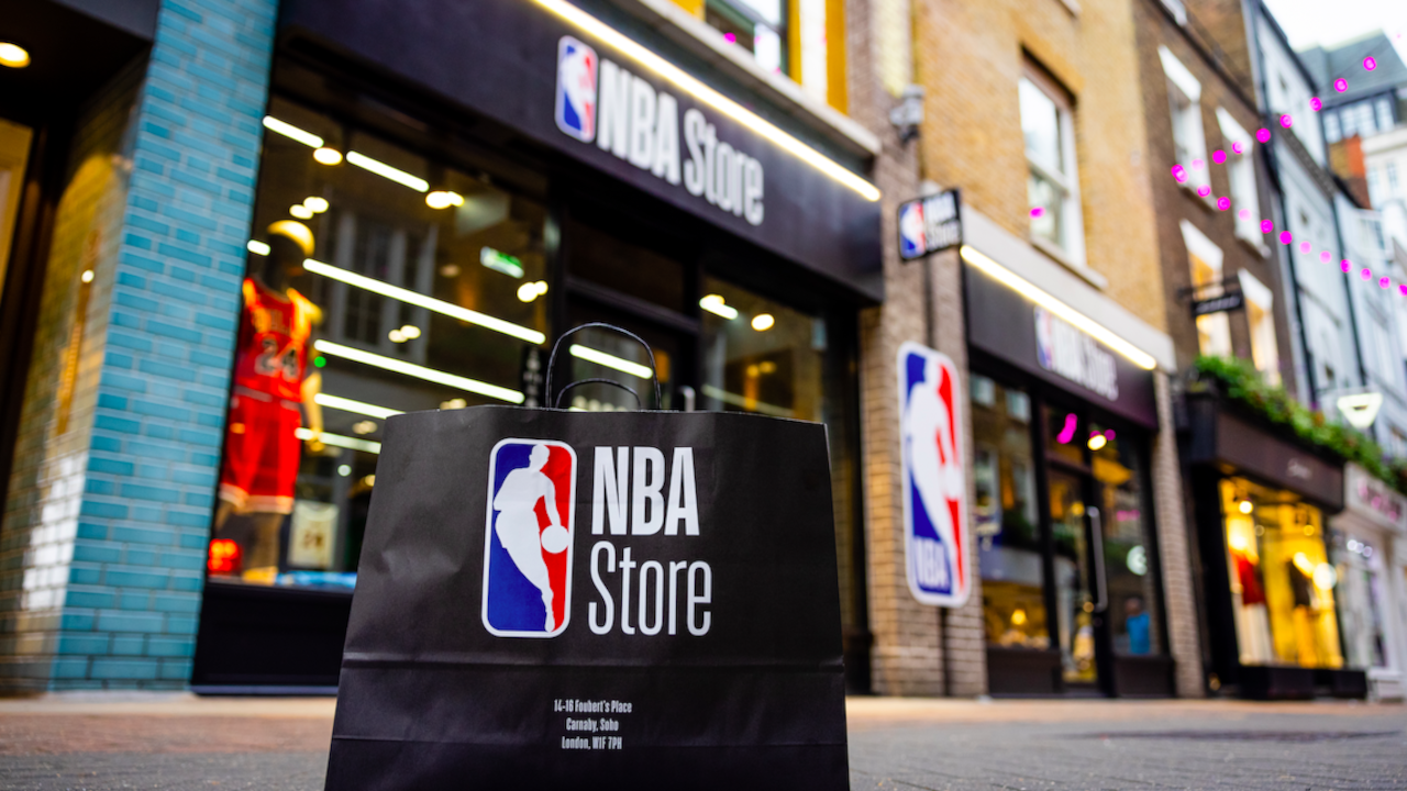 NBA Stores $50 Gift Card US, 53.8$